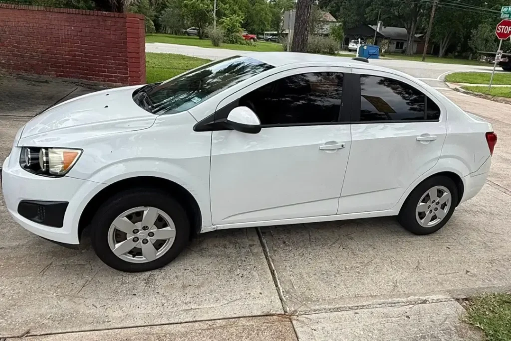 why-is-cash-for-cars-the-best-option-to-sell-written-title-mistakes-cars
